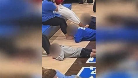 teens licking feet|Video doesn’t show Oklahoma students sucking adults’ toes.